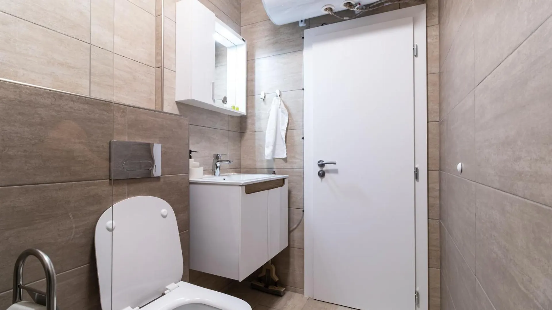 Stylish One-Bedroom Apartment Plovdiv Bulgarien